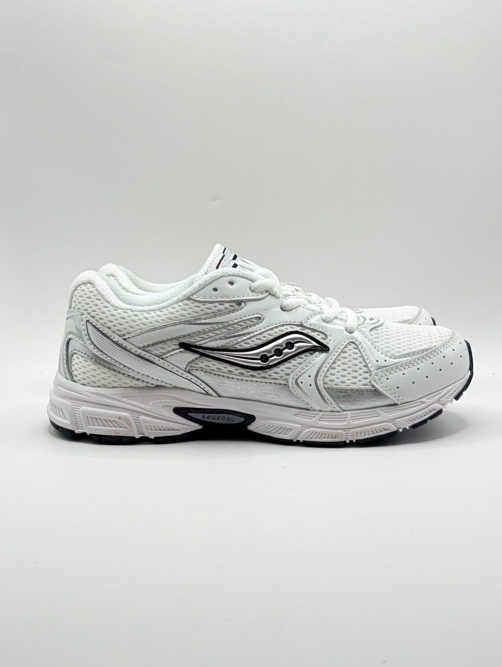 Saucony Ride Millennium KDZ White Running Shoes Size 5.5‎ Women